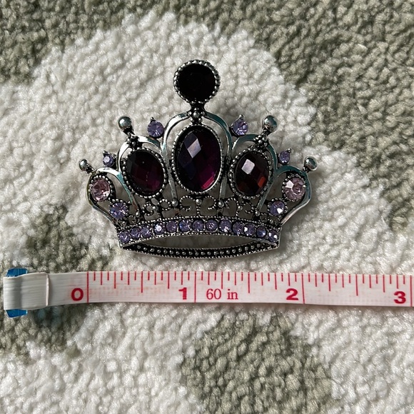 Crown 👑 brooch - Picture 3 of 5